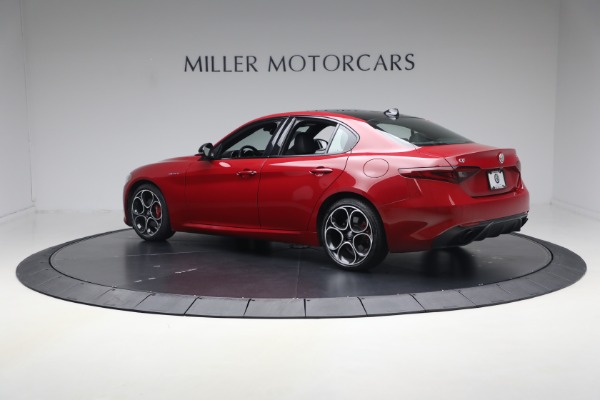 Used 2023 Alfa Romeo Giulia Veloce for sale $33,900 at Maserati of Westport in Westport CT 06880 4