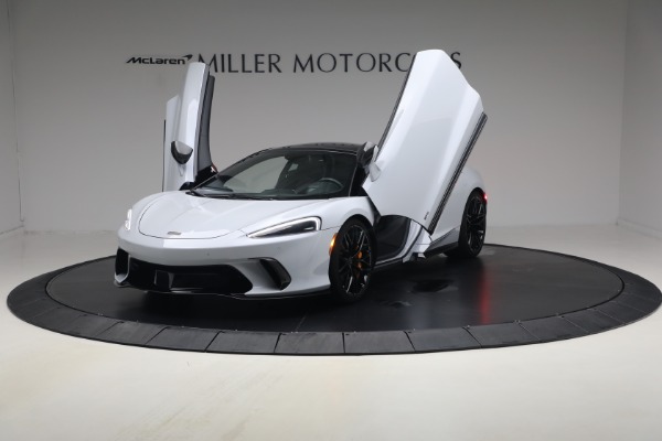 Used 2025 McLaren GTS Performance for sale $189,900 at Maserati of Westport in Westport CT 06880 12