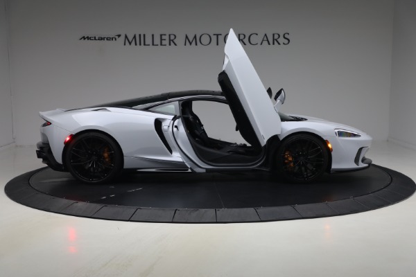 Used 2025 McLaren GTS Performance for sale $189,900 at Maserati of Westport in Westport CT 06880 17