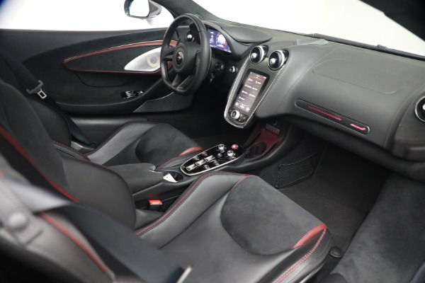 Used 2025 McLaren GTS Performance for sale $189,900 at Maserati of Westport in Westport CT 06880 25