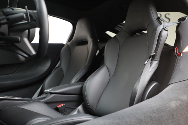 Used 2023 McLaren GT for sale $166,900 at Maserati of Westport in Westport CT 06880 16