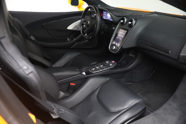 Used 2023 McLaren GT for sale $166,900 at Maserati of Westport in Westport CT 06880 17