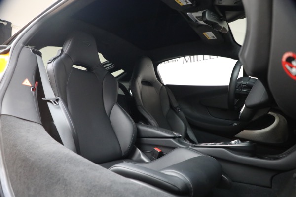 Used 2023 McLaren GT for sale $166,900 at Maserati of Westport in Westport CT 06880 19