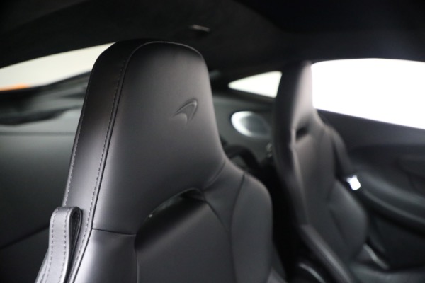 Used 2023 McLaren GT for sale $166,900 at Maserati of Westport in Westport CT 06880 25