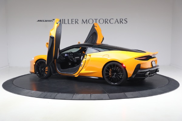 Used 2023 McLaren GT for sale $166,900 at Maserati of Westport in Westport CT 06880 28