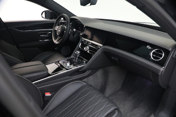 Used 2022 Bentley Flying Spur W12 for sale $195,900 at Maserati of Westport in Westport CT 06880 26