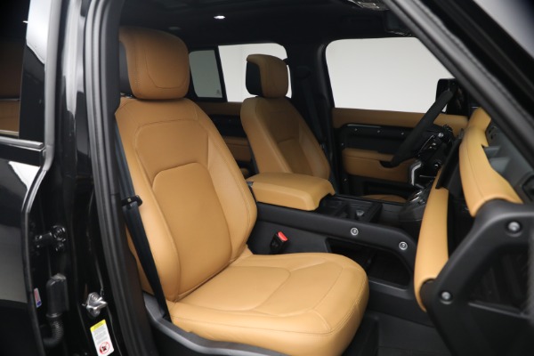 Used 2024 Land Rover Defender 110 V8 P525 for sale $84,900 at Maserati of Westport in Westport CT 06880 17