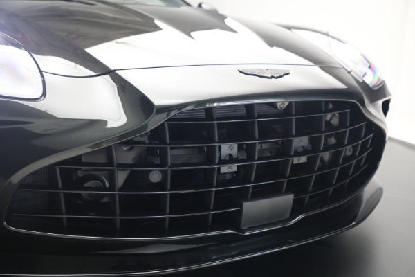 New 2026 Aston Martin Vantage S Roadster for sale $263,900 at Maserati of Westport in Westport CT 06880 26