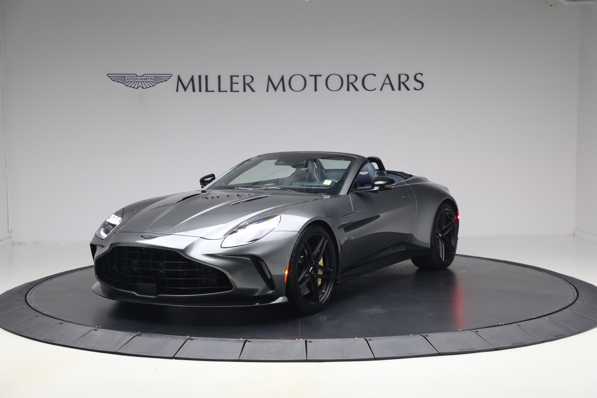 New 2026 Aston Martin Vantage S Roadster for sale $295,000 at Maserati of Westport in Westport CT 06880 1