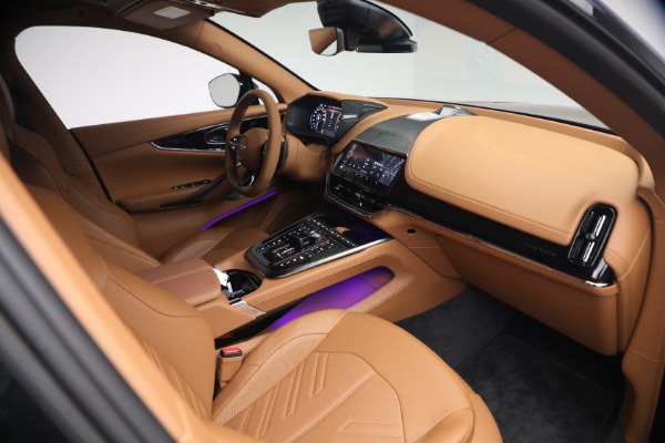 New 2026 Aston Martin DBX S for sale $289,900 at Maserati of Westport in Westport CT 06880 21