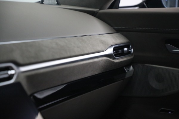 New 2026 Aston Martin Vantage S for sale $257,880 at Maserati of Westport in Westport CT 06880 18