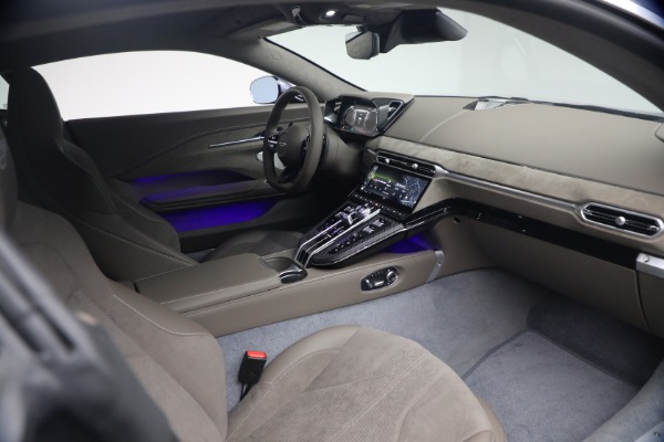 New 2026 Aston Martin Vantage S for sale $257,880 at Maserati of Westport in Westport CT 06880 20