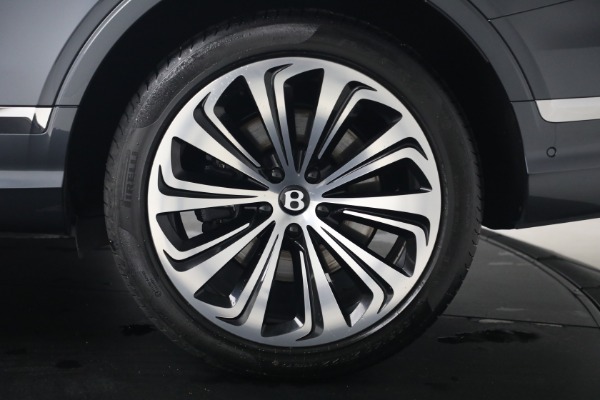 Used 2026 Bentley Bentayga EWB Azure V8 for sale $279,900 at Maserati of Westport in Westport CT 06880 15