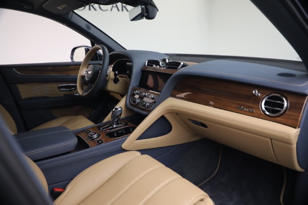 Used 2026 Bentley Bentayga EWB Azure V8 for sale $279,900 at Maserati of Westport in Westport CT 06880 26