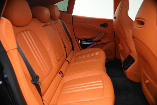 Used 2025 Aston Martin DBX 707 for sale $209,900 at Maserati of Westport in Westport CT 06880 25