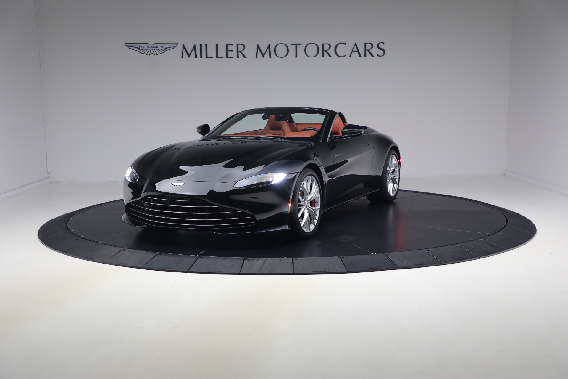 Used 2021 Aston Martin Vantage for sale $119,900 at Maserati of Westport in Westport CT 06880 1
