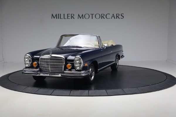 Used 1971 Mercedes-Benz 280SE 3.5 Cabriolet for sale $475,000 at Maserati of Westport in Westport CT 06880 10