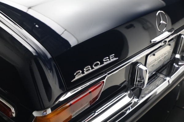 Used 1971 Mercedes-Benz 280SE 3.5 Cabriolet for sale $475,000 at Maserati of Westport in Westport CT 06880 22