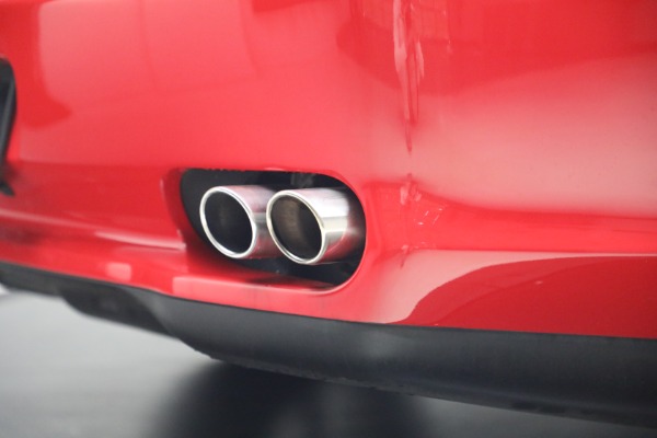 Used 2000 Ferrari 550 Maranello for sale $395,900 at Maserati of Westport in Westport CT 06880 24