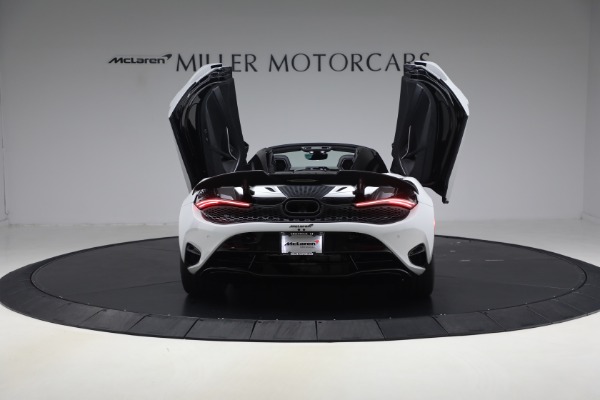 New 2027 McLaren 750S Spider Performance for sale $471,170 at Maserati of Westport in Westport CT 06880 16