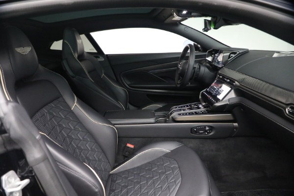 Used 2025 Aston Martin Vanquish for sale $415,900 at Maserati of Westport in Westport CT 06880 21