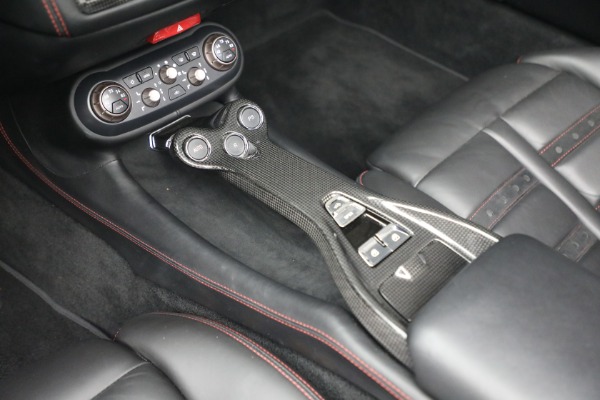 Used 2014 Ferrari California 30 for sale $115,900 at Maserati of Westport in Westport CT 06880 24