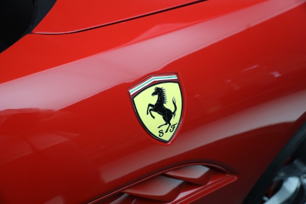 Used 2014 Ferrari California 30 for sale $115,900 at Maserati of Westport in Westport CT 06880 27