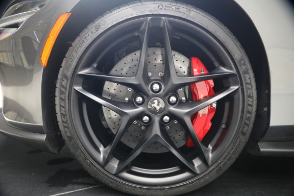 Used 2026 Ferrari Roma Spider for sale $309,900 at Maserati of Westport in Westport CT 06880 26