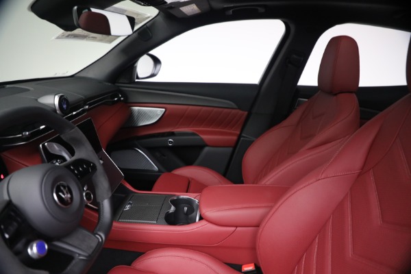 New 2027 Maserati Grecale Trofeo for sale $128,145 at Maserati of Westport in Westport CT 06880 15