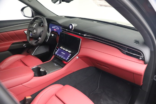 New 2027 Maserati Grecale Trofeo for sale $128,145 at Maserati of Westport in Westport CT 06880 19