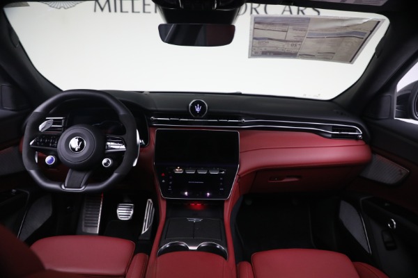 New 2027 Maserati Grecale Trofeo for sale $128,145 at Maserati of Westport in Westport CT 06880 21