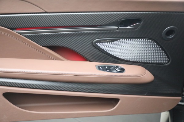 Used 2025 Aston Martin Vanquish for sale $429,900 at Maserati of Westport in Westport CT 06880 26