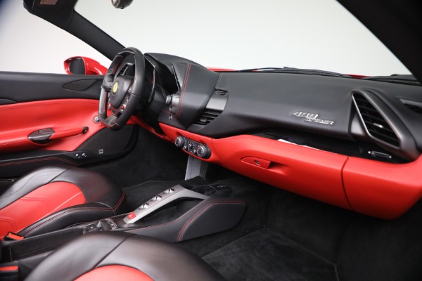Used 2019 Ferrari 488 Spider for sale $419,900 at Maserati of Westport in Westport CT 06880 16