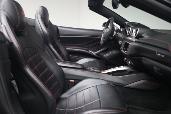 Used 2015 Ferrari California T for sale $139,900 at Maserati of Westport in Westport CT 06880 19