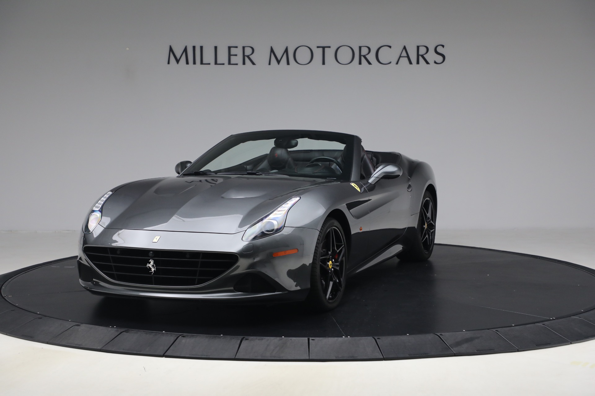 Used 2015 Ferrari California T for sale $139,900 at Maserati of Westport in Westport CT 06880 1