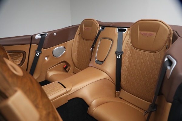 Used 2024 Aston Martin DB12 Volante for sale $255,900 at Maserati of Westport in Westport CT 06880 28