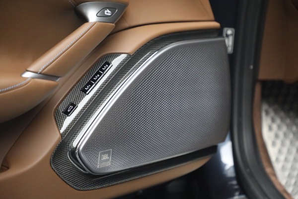 Used 2025 Ferrari Roma Spider for sale $309,900 at Maserati of Westport in Westport CT 06880 25