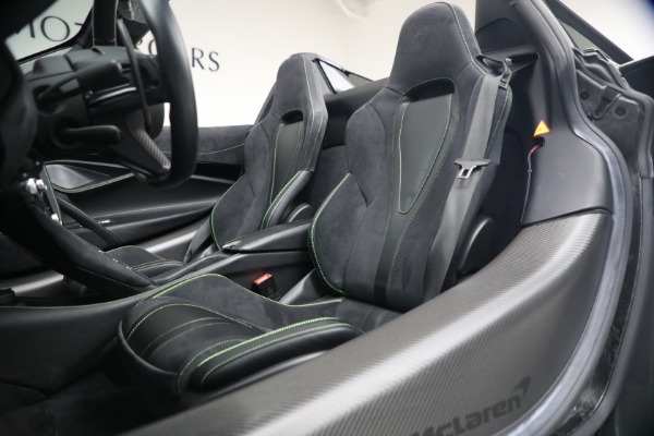Used 2020 McLaren 720S Spider Performance for sale $277,900 at Maserati of Westport in Westport CT 06880 27