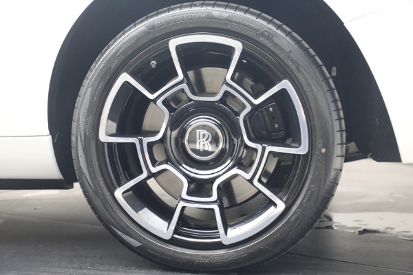 Used 2019 Rolls-Royce Black Badge Dawn for sale $299,900 at Maserati of Westport in Westport CT 06880 25