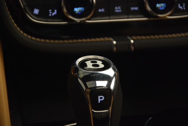 Used 2017 Bentley Bentayga for sale Sold at Maserati of Westport in Westport CT 06880 24
